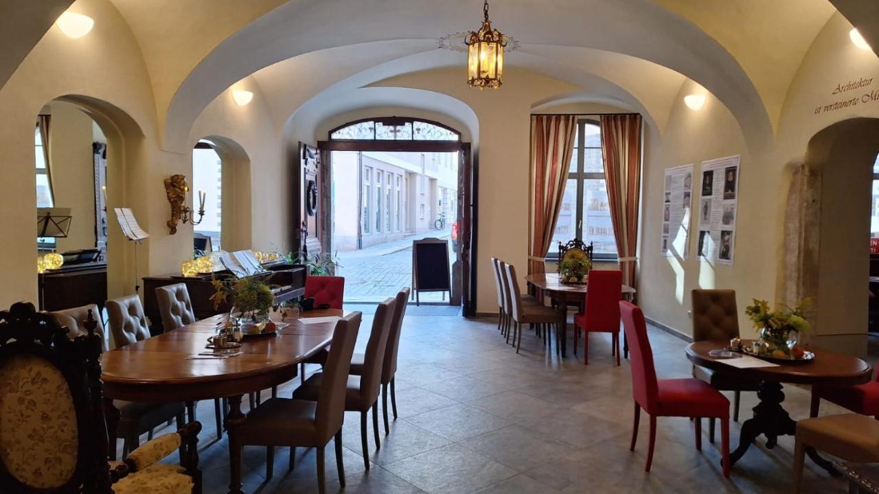 Stadtpalais Familien-Suite 4 Zimmer Mit Galerie Maximal 6 Personen Bautzen Luaran gambar