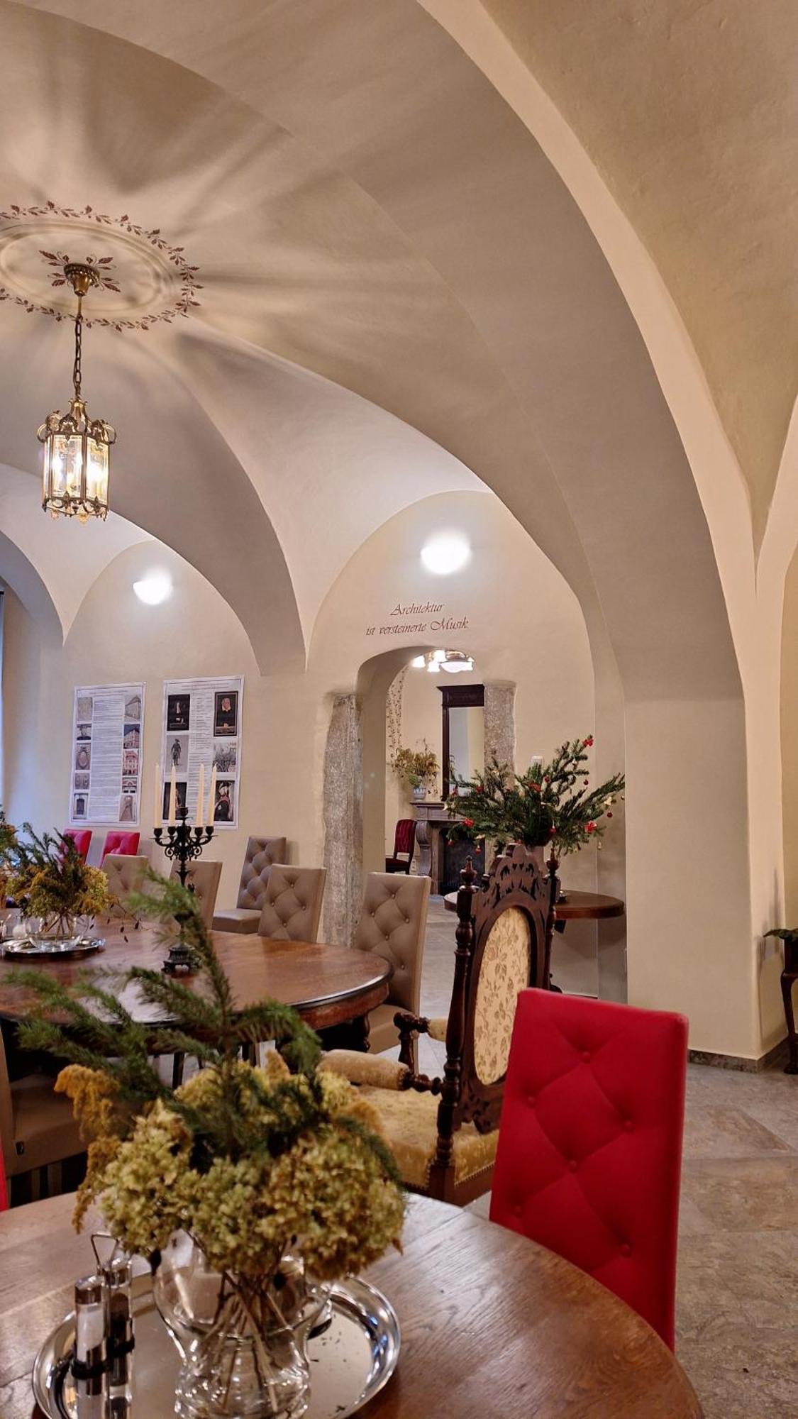 Stadtpalais Familien-Suite 4 Zimmer Mit Galerie Maximal 6 Personen Bautzen Luaran gambar