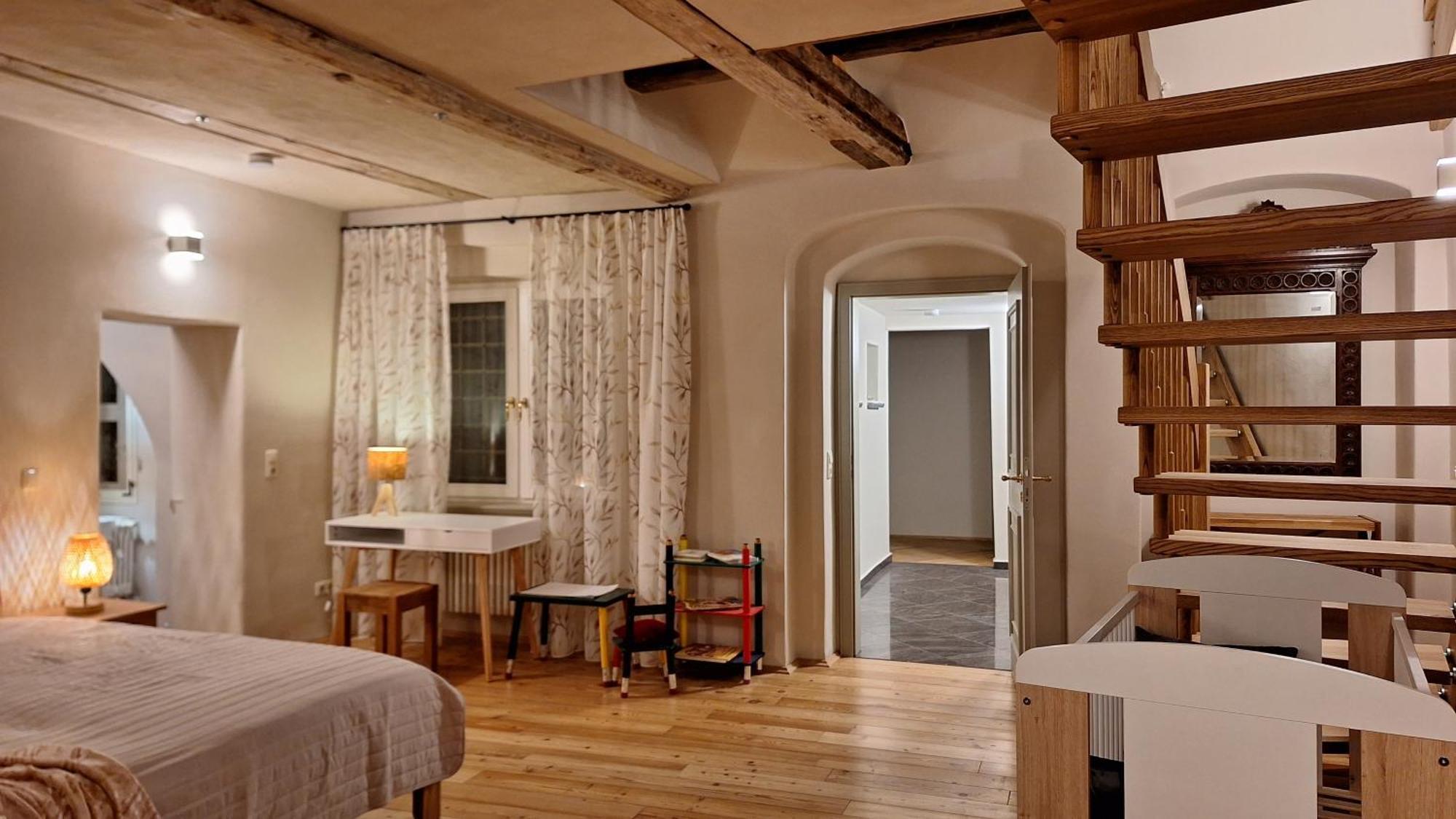 Stadtpalais Familien-Suite 4 Zimmer Mit Galerie Maximal 6 Personen Bautzen Luaran gambar